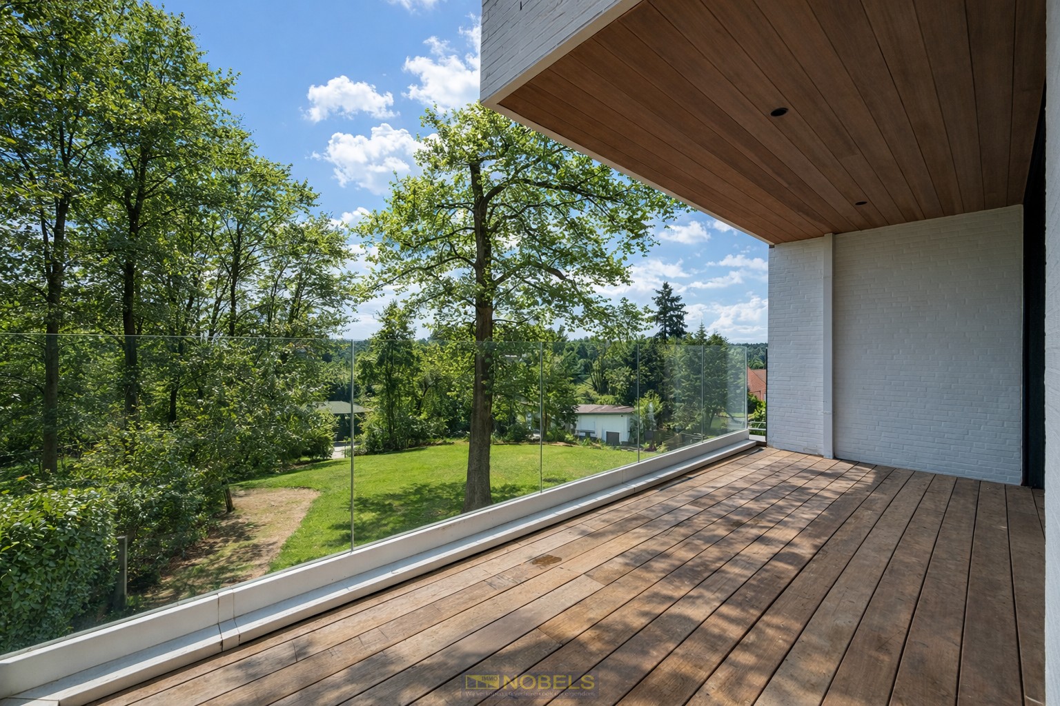 Te huur exclusief, energiezuinig nieuwbouwappartement met 2 slaapkamers en staanplaats gelegen bovenaan het Kluisbos (Mont-de-l'Enclus) - foto 4