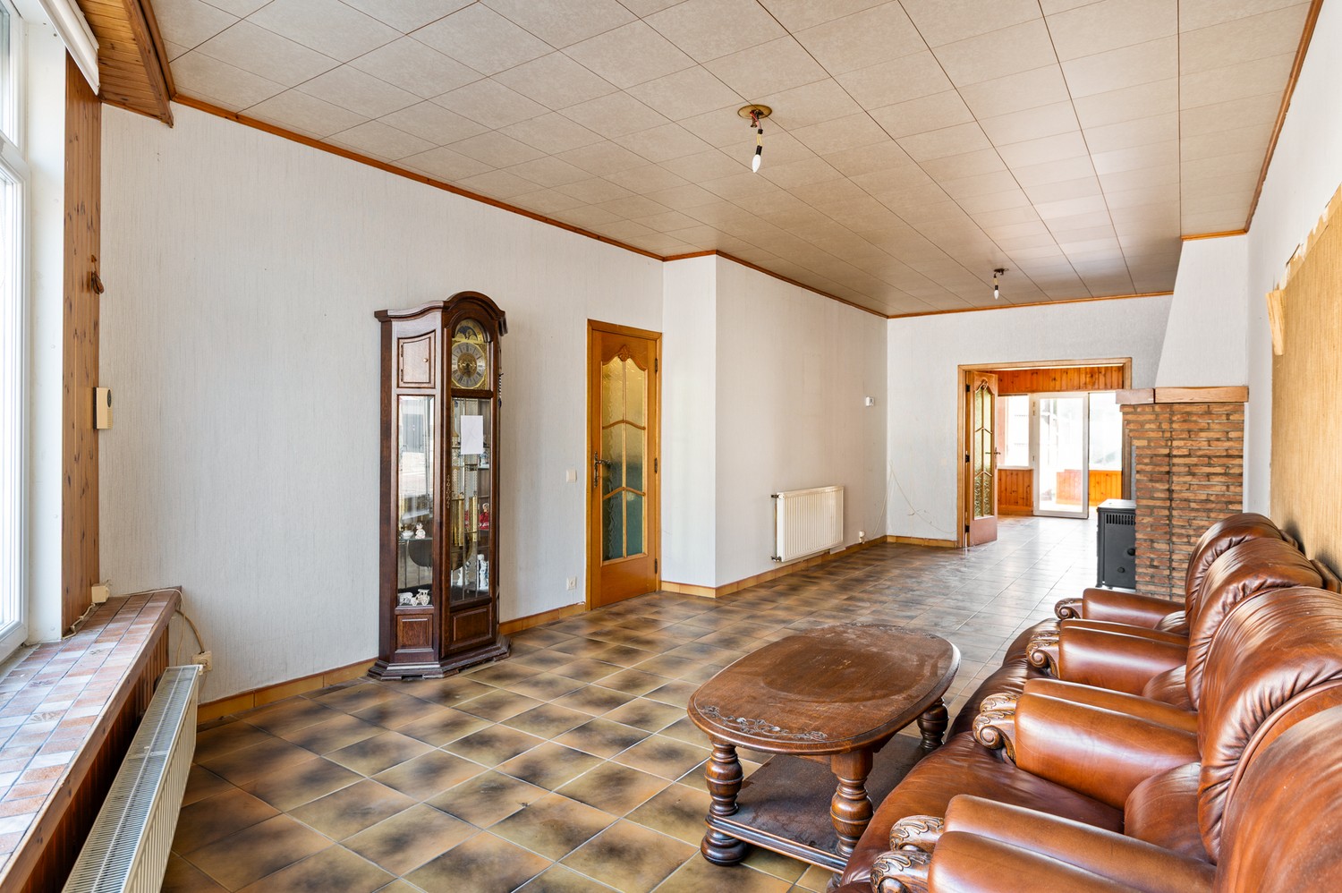 Te renoveren woning met potentieel op toplocatie in Brasschaat - foto 3