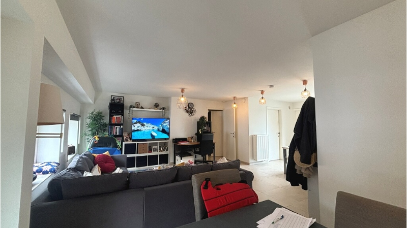 Recent 2-slaapkamerappartement met TERRAS  te huur in Brugge - foto 5