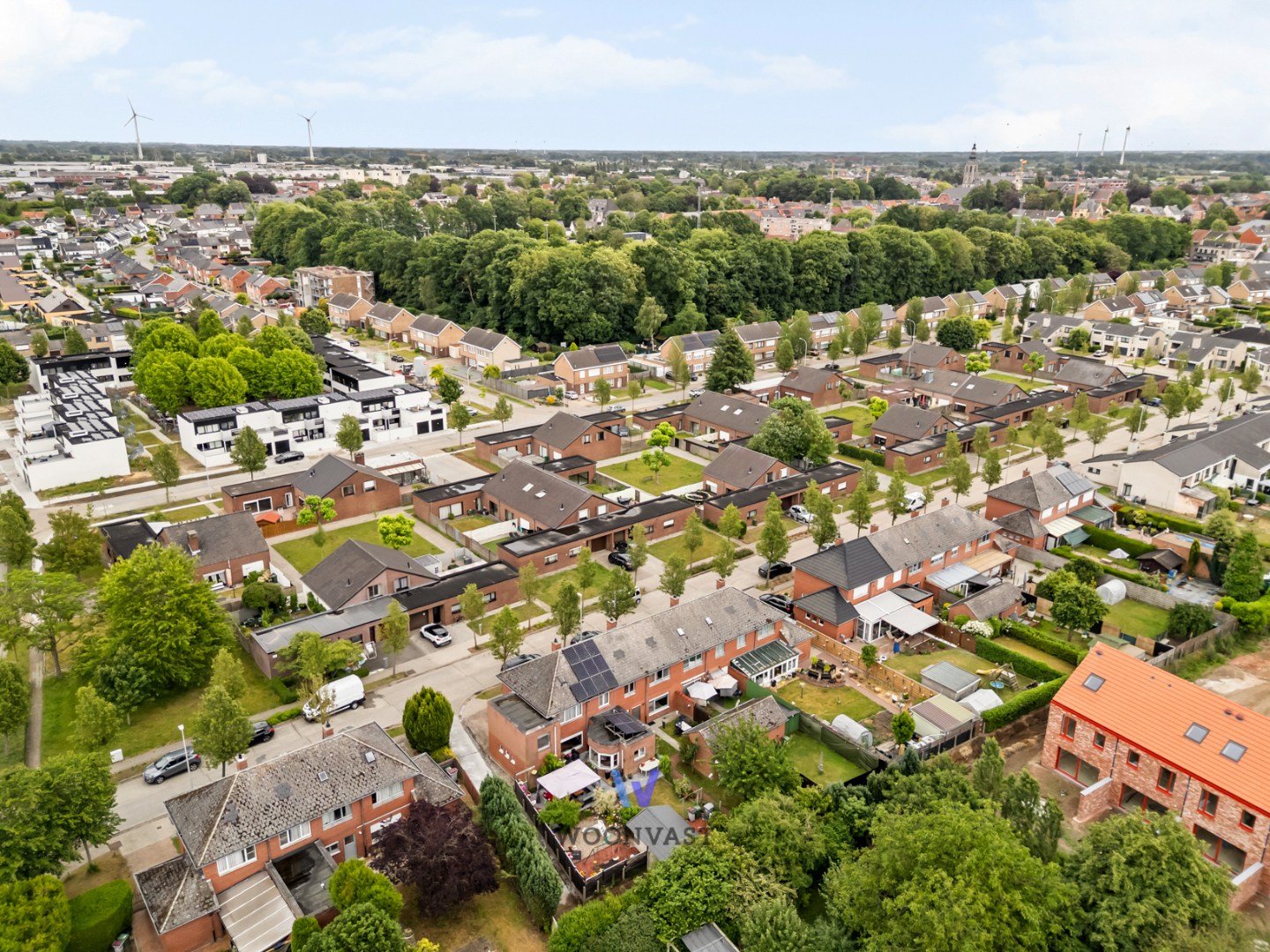 Ruime halfopen bebouwing met 4 slaapkamers bij Zele-centrum - foto 4