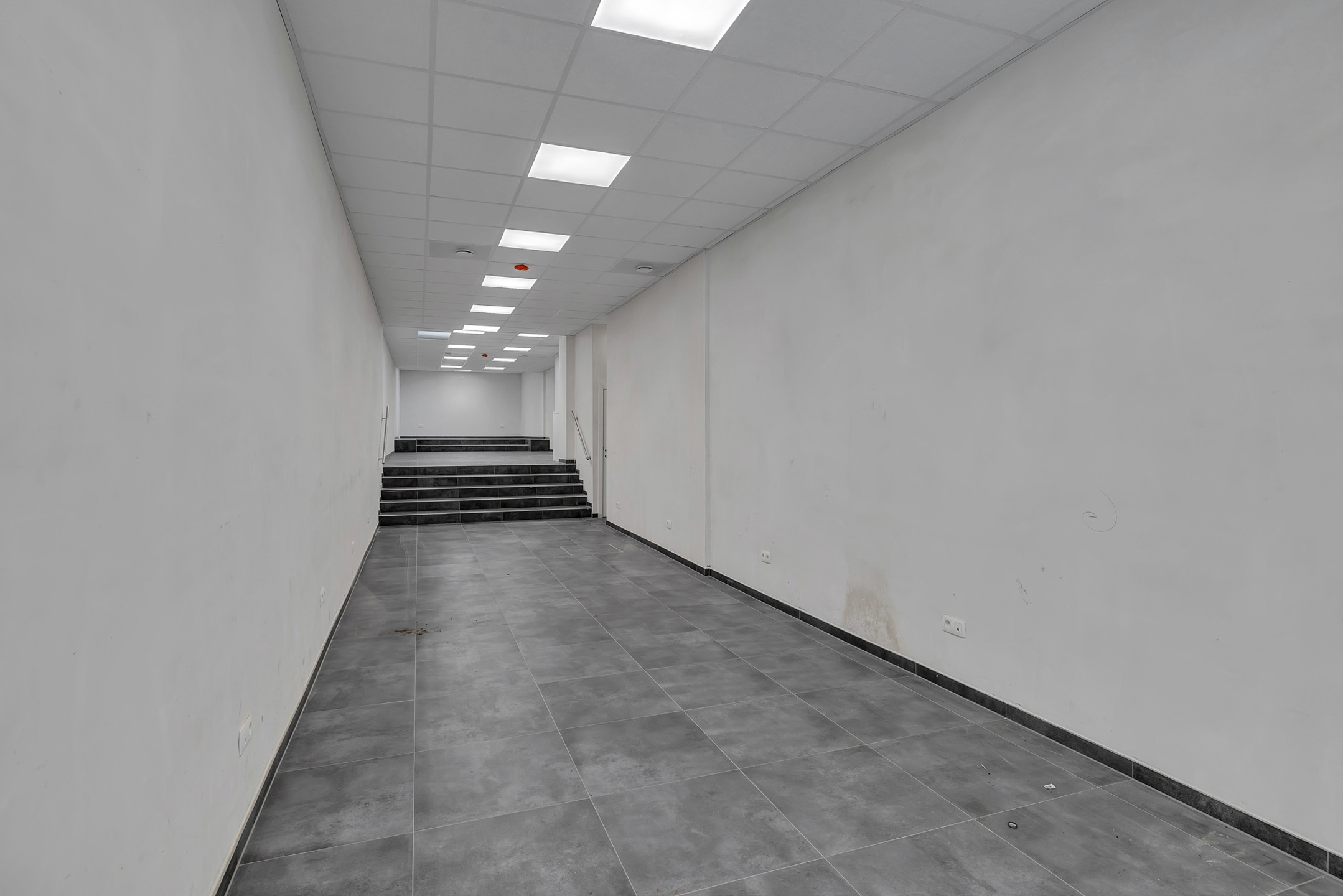 Handelsgelijkvloers in het centrum van Ninove - foto 5