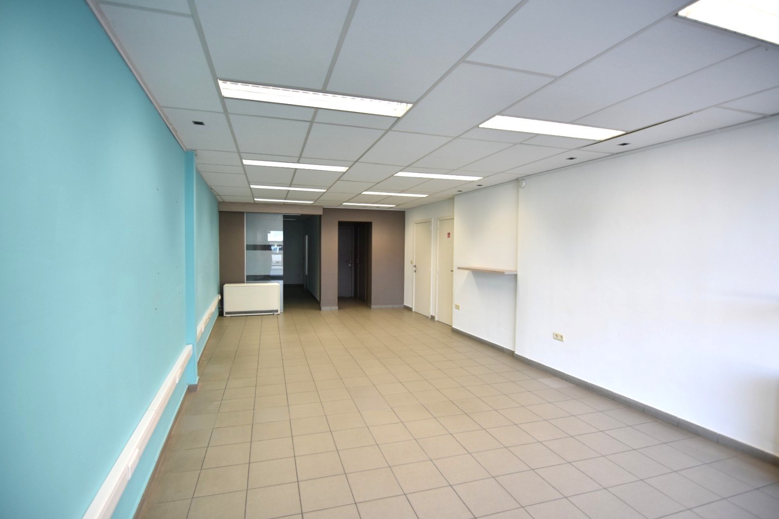 Handelsgelijkvloers (90m²) op topligging in Rumbeke - foto 4