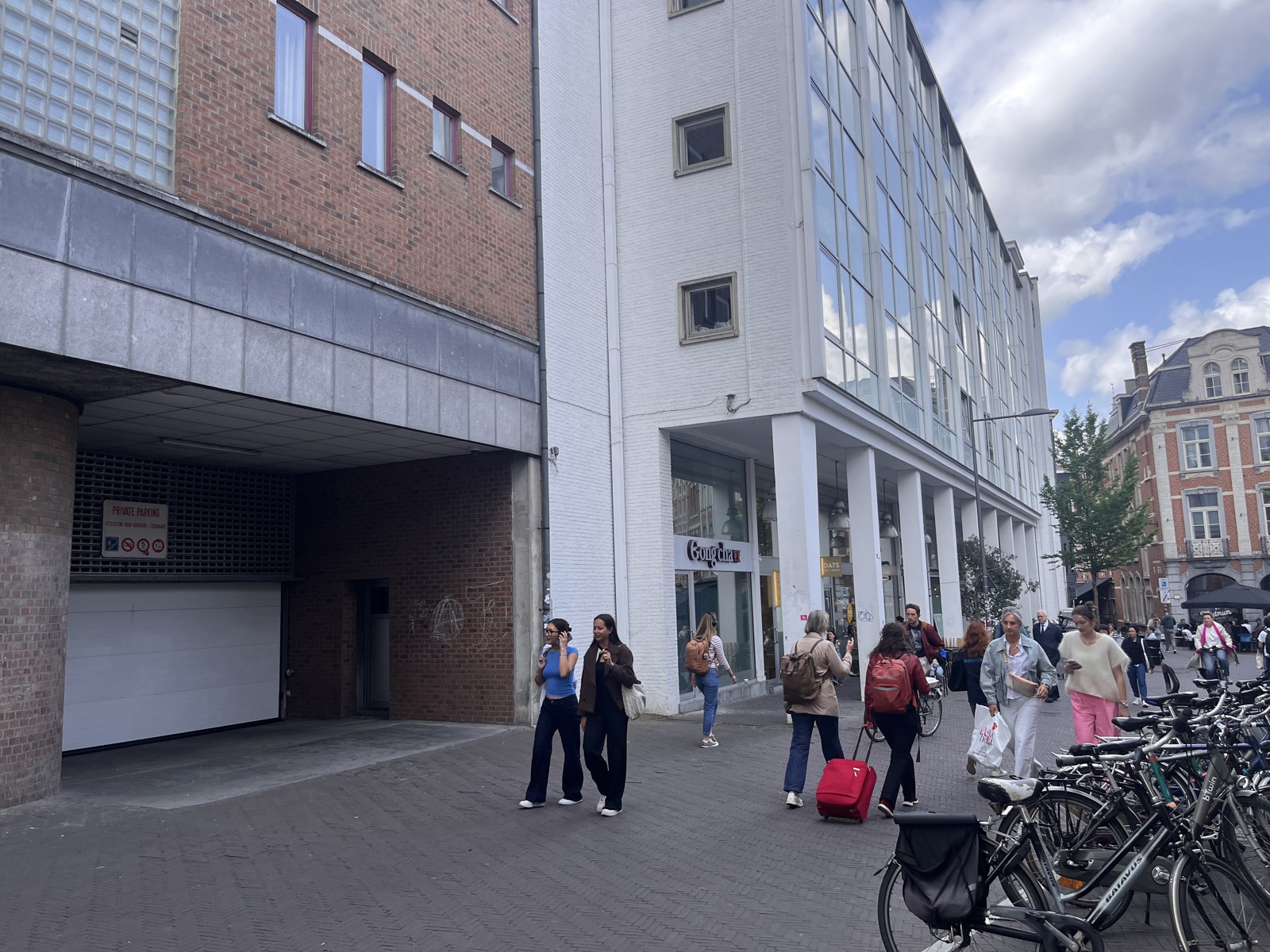 Garage for sale in Leuven - photo 1