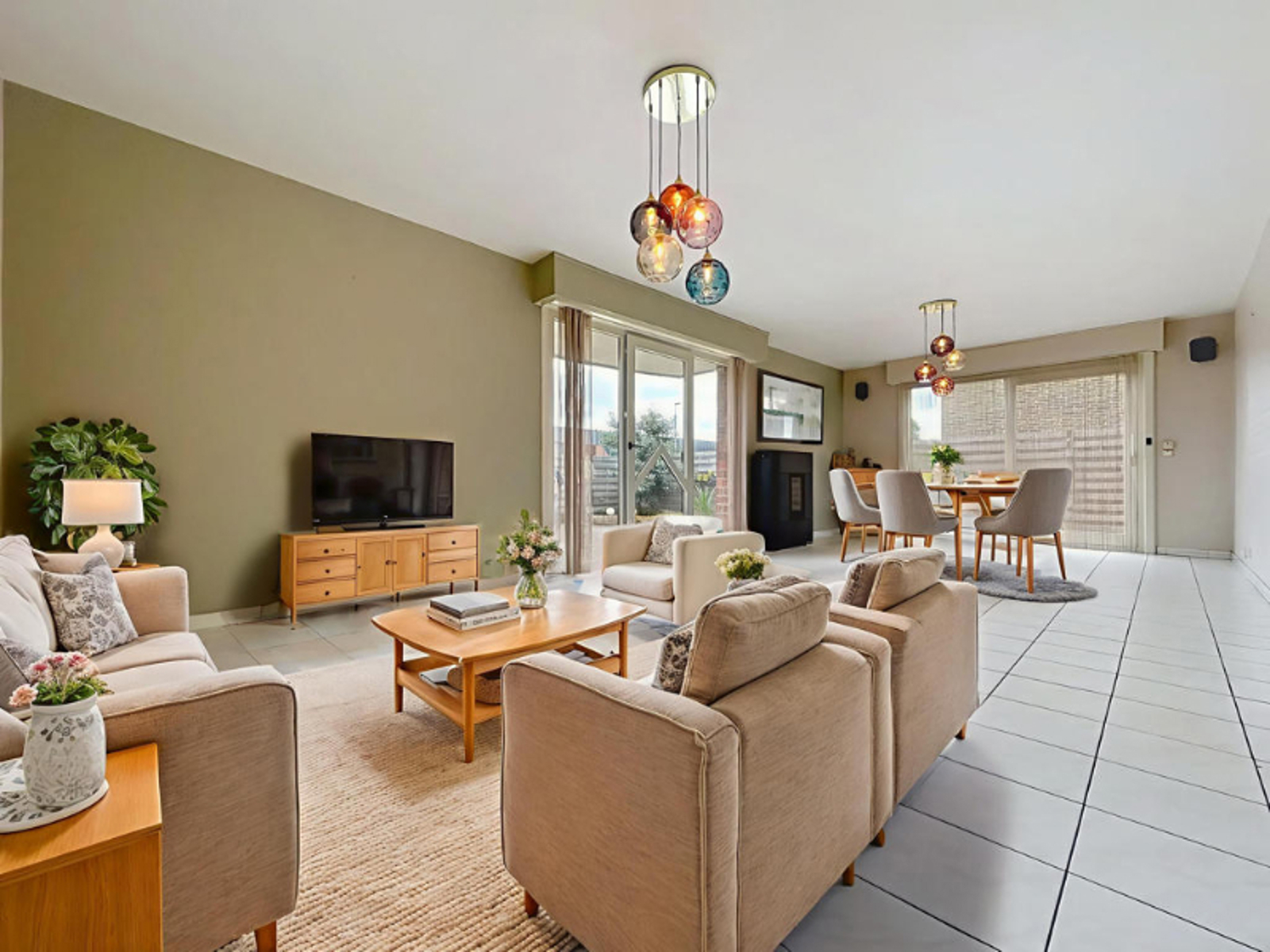 Instapklaar appartement met 2 slpks, garage en terrassen - foto 1