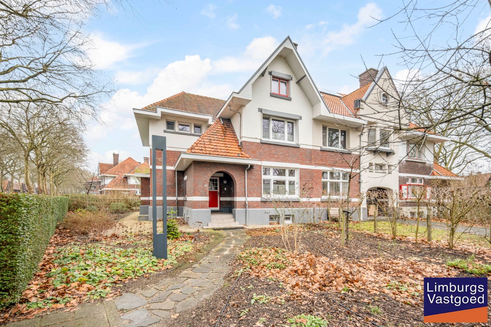 Woonhuis met verschillende praktijkruimtes te Waterschei, op een perceel van 6a80ca - foto 2