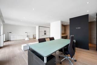 Dit energiezuinig gelijkvloers appartement is gelegen op een toplocatie in Sint-Katelijne-Waver, op wandelafstand van het dorp en...