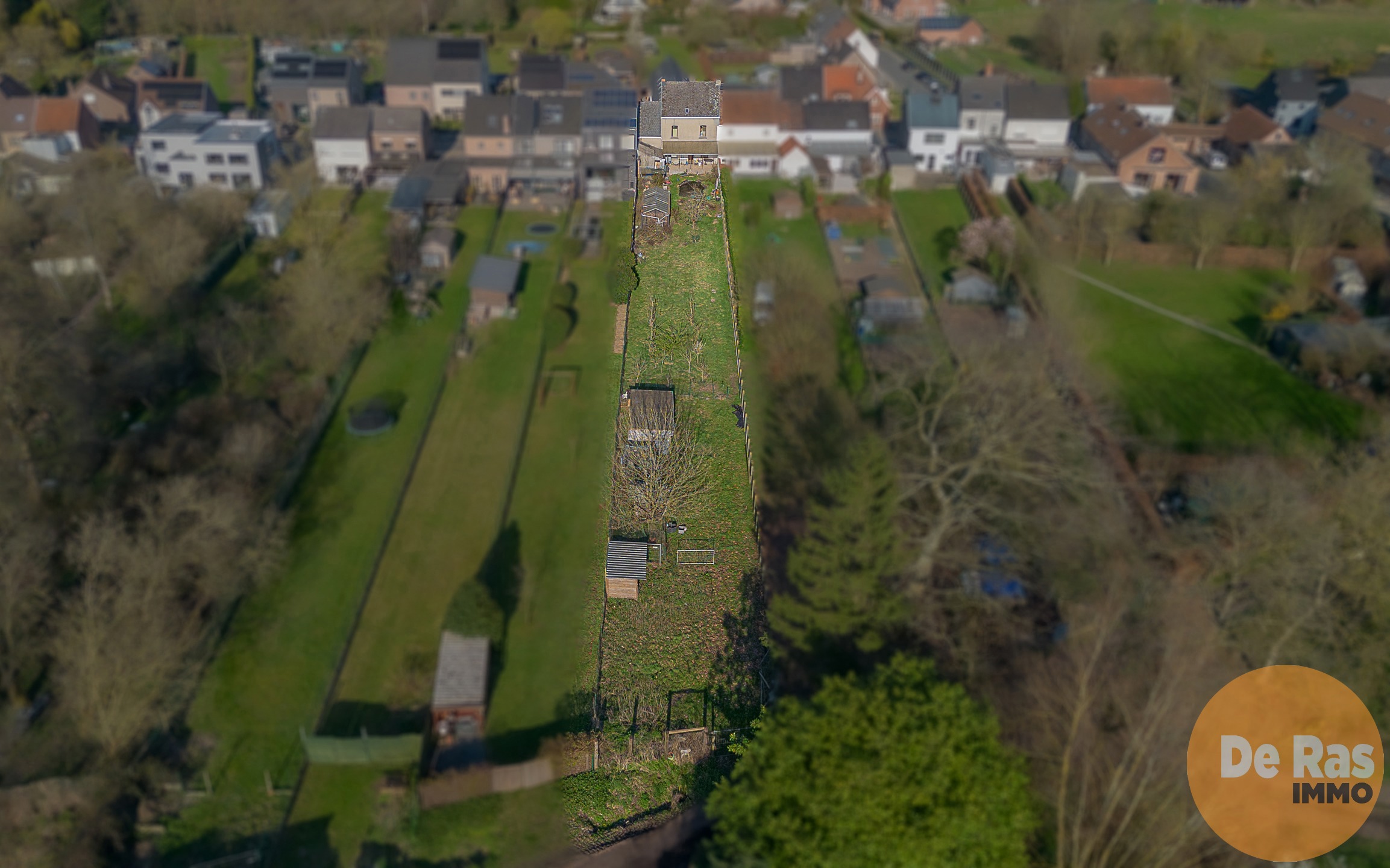 EREMBDEGM schitterend renovatieproject met grote tuin/garage - foto 1