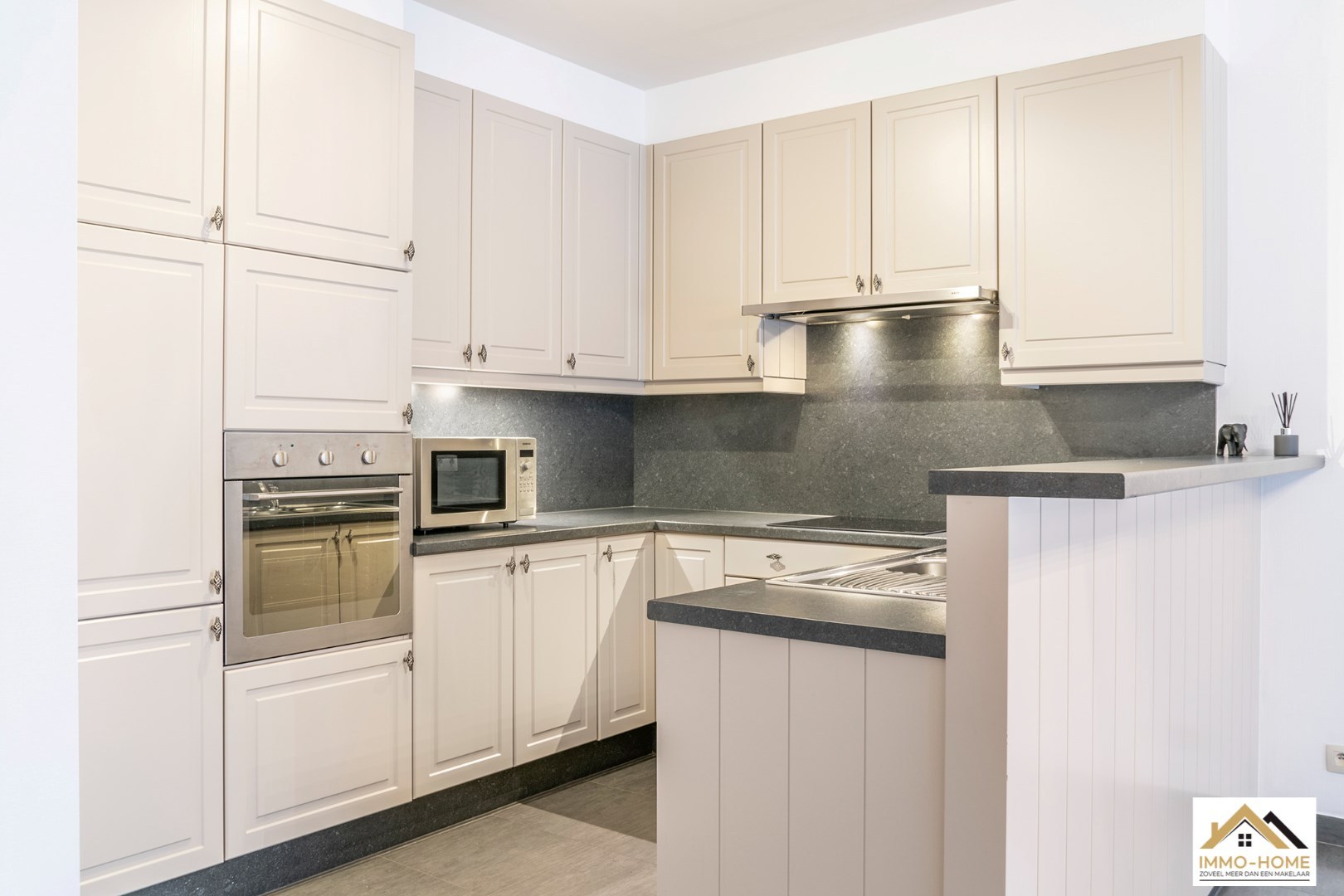 Instapklaar appartement met garage! - foto 5