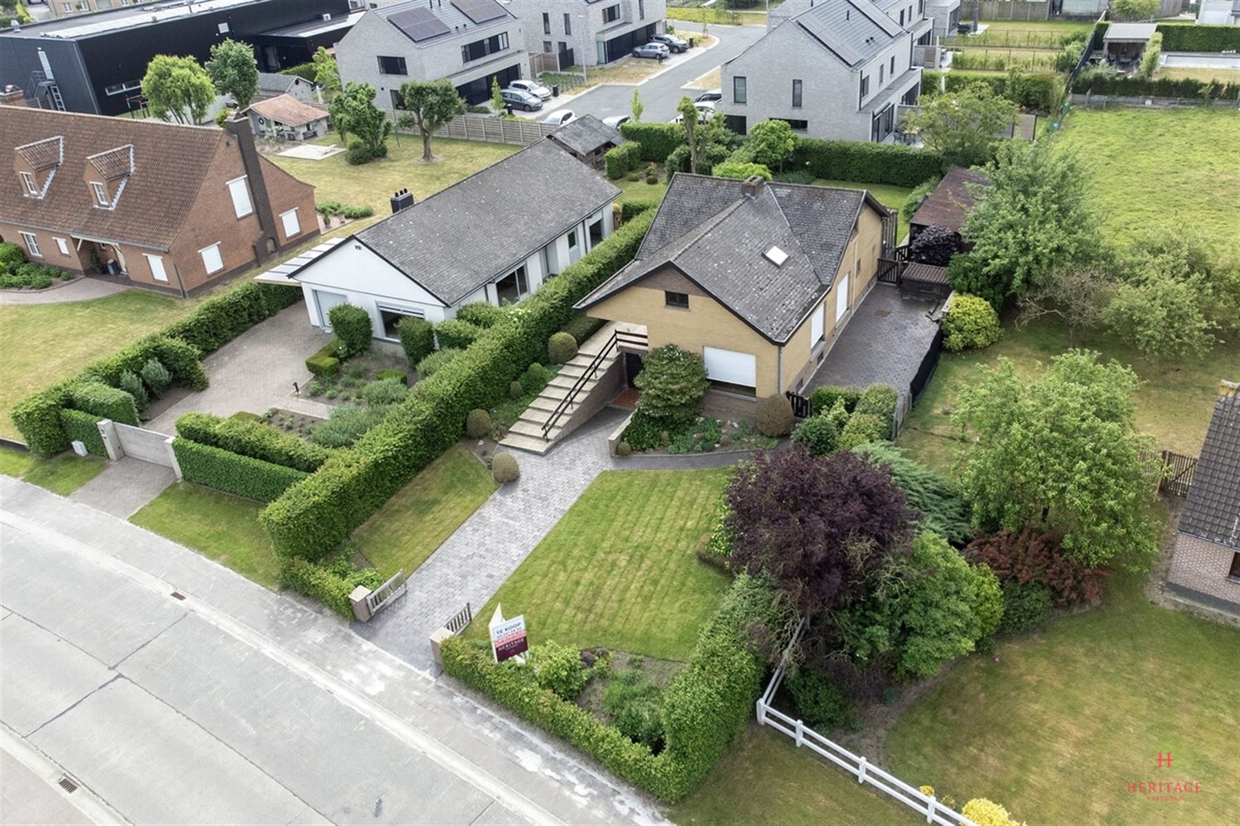 Karaktervolle architecturale woning met prachtige tuin - foto 1