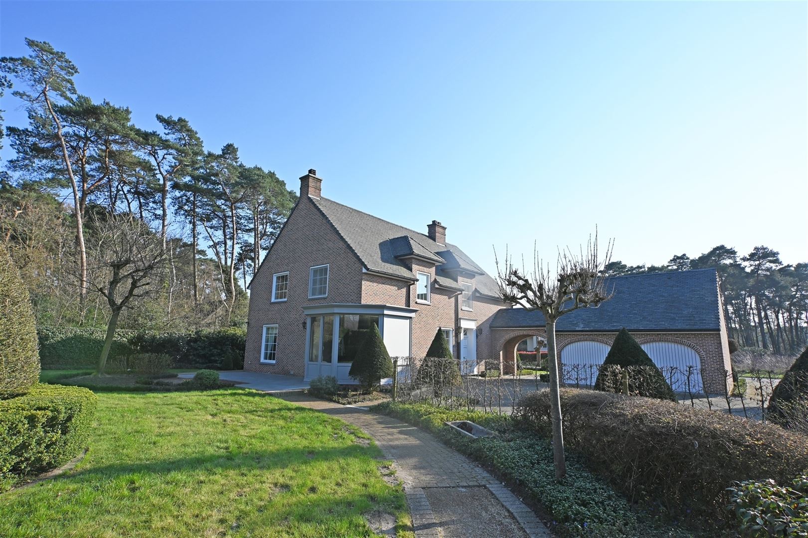 House for sale in Genk with 4 bedrooms - photo 2