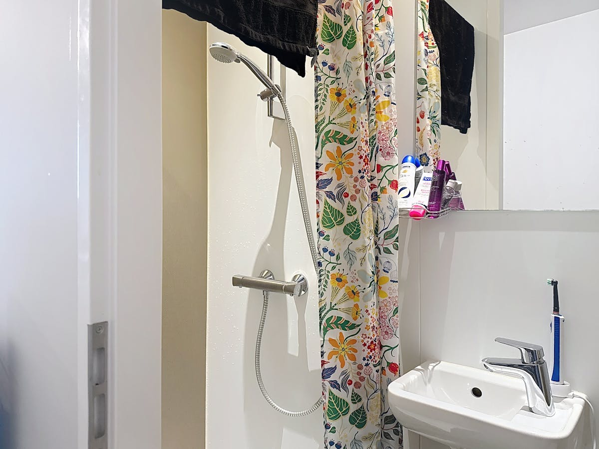 Studentenkamer te koop vlakbij station Brugge - foto 3