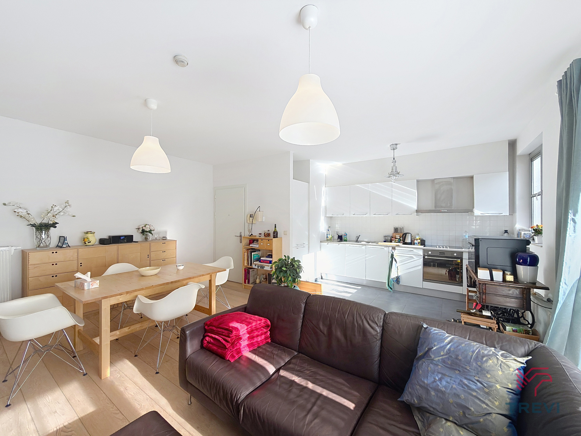 Lichtrijk appartement, 2 slpk in het hartje van Brussel - foto 2