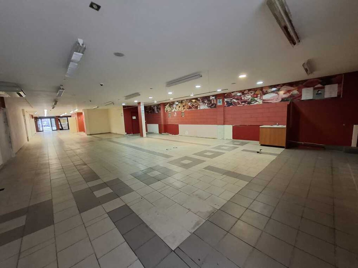 Ruim commercieel pand op toplocatie in Antwerpen! - foto 2