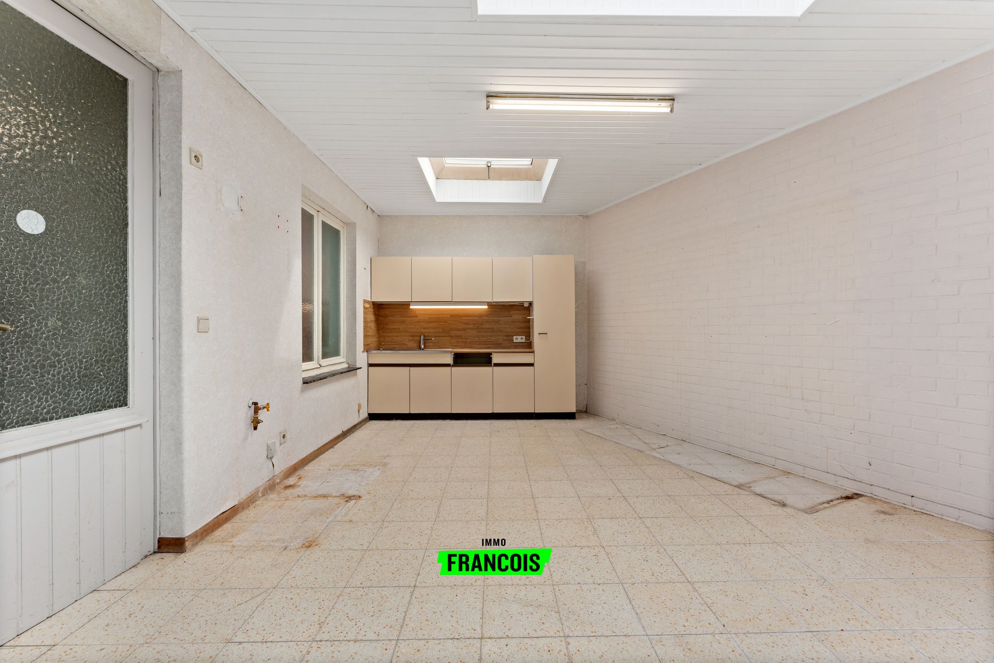 Uniek renovatieproject met 8 slaapkamers in Mariakerke, Oostende. - foto 5