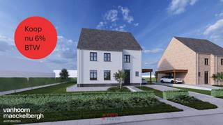 Woning 3 betreft een alleenstaande villa die uitblinkt in ruimte, licht en wooncomfort. Zowel binnen als buiten geniet u van zeer mooie oppervlaktes, wat deze woning bijzonder geschikt maakt voor wie belang hecht aan royaal en kwalitatief wonen.<br /><br />De slaapkamers zijn uitzonderlijk ruim opgevat en bieden een hoog comfortniveau, met voldoende plaats voor kasten, werkhoeken of extra zithoeken. De doordachte indeling laat toe om elke ruimte optimaal te benutten.<br /><br />Dankzij het alleenstaande karakter geniet de woning de hele dag door van natuurlijke lichtinval en zon, met steeds wel een aangename plek in huis of tuin om van het buitenleven te genieten. Dit zorgt voor een open en luchtige woonbeleving, ongeacht het moment van de dag.<br /><br />Aangezien de bouw nog moet starten, beschikt de koper over een volledige vrijheid in de inrichting en afwerking van de woning. Materialen, indeling en afwerkingsniveau kunnen volledig worden afgestemd op persoonlijke woonwensen, binnen een hedendaags en energiezuinig bouwconcept.<br /><br />Bovendien komt deze woning in aanmerking voor aankoop aan 6% btw (onder voorwaarden), wat een aanzienlijk financieel voordeel oplevert en deze alleenstaande villa extra aantrekkelijk maakt.<br /><br />Een unieke woonopportuniteit voor wie op zoek is naar ruimte, privacy en maatwerk in een rustige en groene omgeving.