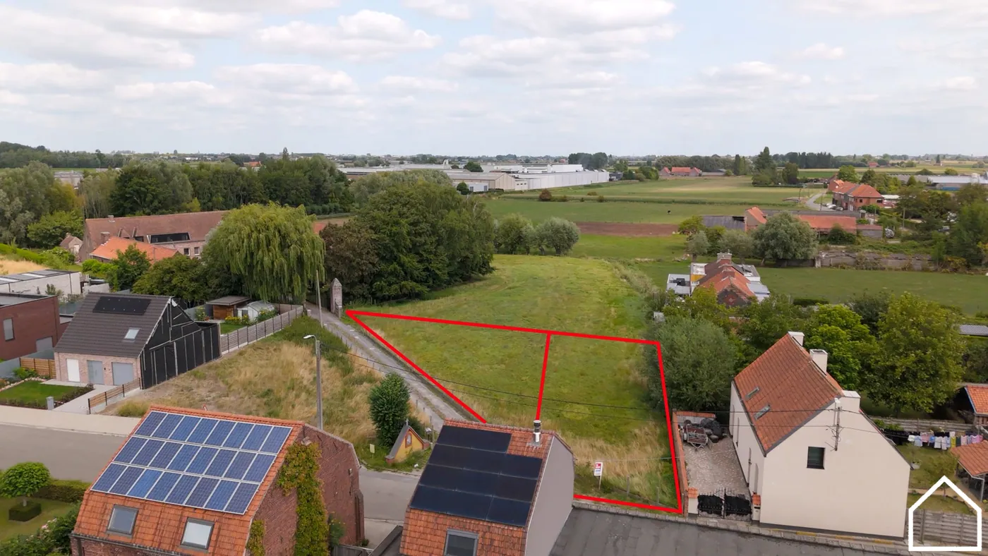 HALFOPEN NIEUWBOUWWONING MET 4 OF 5 SLPKS EN LANDELIJK ZICHT OP 510M² - foto 3