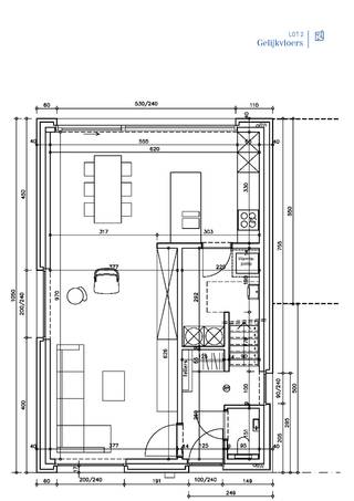 Ontdek deze strak ontworpen woning van Huysman Bouw, gelegen in een rustige, nieuwe verkaveling tussen de Eeklostraat en Benninckstraat. De bouwwerken zijn gestart en u koopt aan vaste prijs. Geniet van een energiezuinige woning met warmtepomp, vloerverwarming, zonnepanelen en ventilatie met warmterecuperatie. De woning biedt een optimale indeling met 3 slaapkamers, 2 bergingen, grote raampartijen en een carport op een zuidgericht perceel van 256m². Kies uw interieur volledig op maat met begeleiding van onze interieurarchitect. Ruime budgetten voor keuken, vloeren en deuren zijn voorzien. Ontworpen door CAS architecten, met hoogwaardige gevelmaterialen en strakke lijnen. Interesse? Contacteer Ewout Vanden Bussche via 0497 588 888 of contact@huysmanbouw.be.