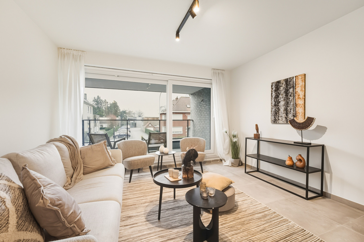 Apartment for sale in Sint-Andries with 2 bedrooms - photo 2