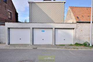 Deze garagebox bevindt zich in de Heestertstraat te Avelgem, deelgemeente Outrijve. Goed gelegen op slechts enkele minuten van het centrum van...