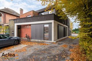 Welkom in Multimed Lembeke, een stijlvolle en hedendaagse groepspraktijk waar kwaliteit, comfort en professionaliteit centraal staan. Hier...