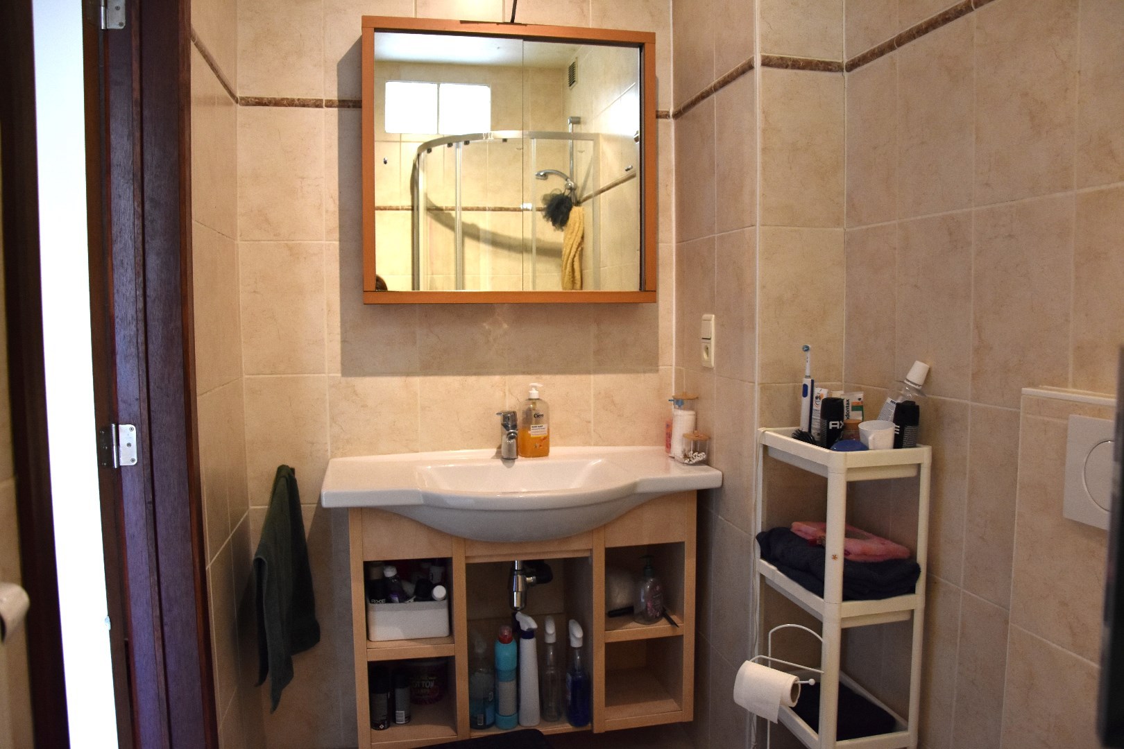 2 slaapkamer appartement met klein koertje - foto 5