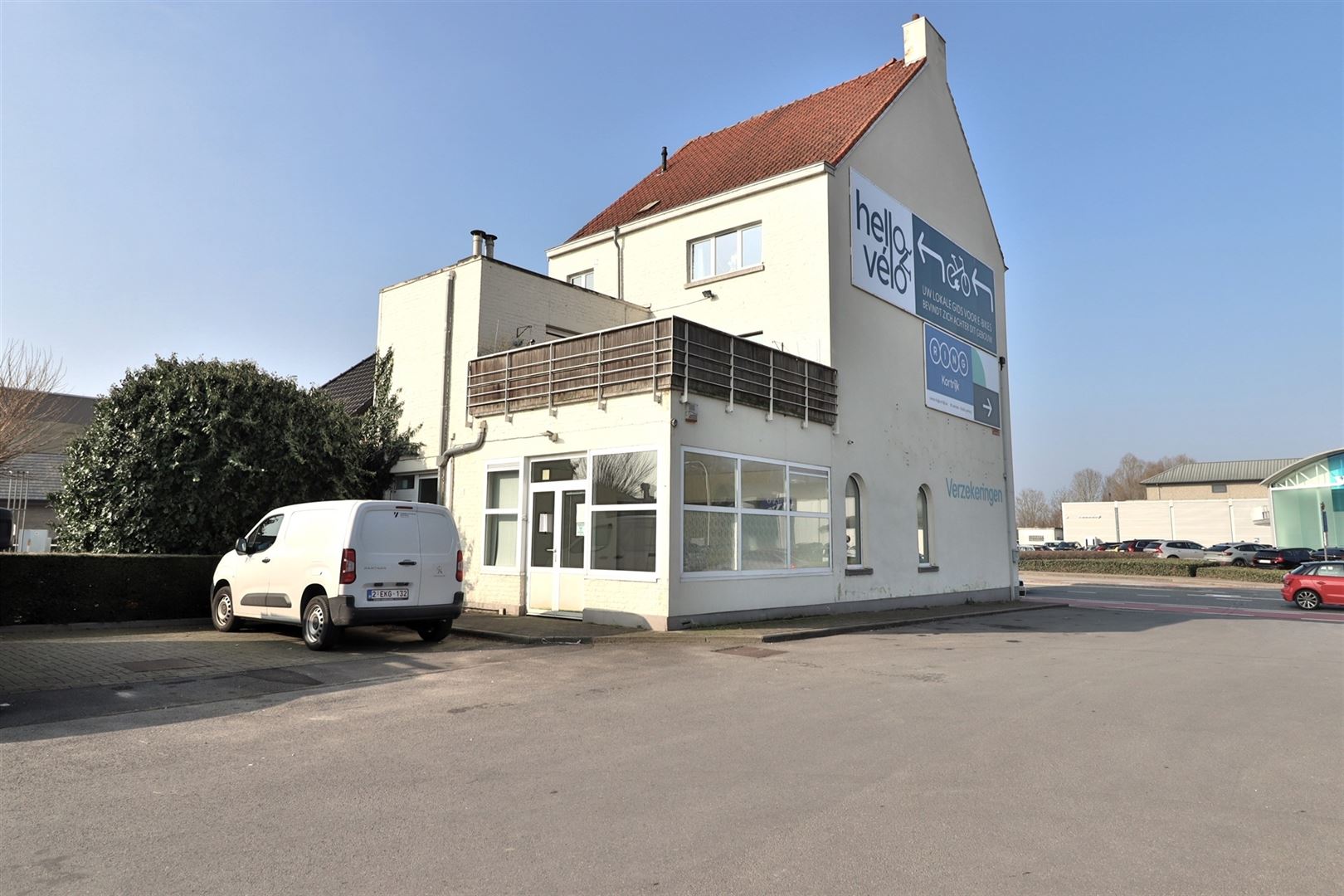 Commercial for rent in Kortrijk - photo 2