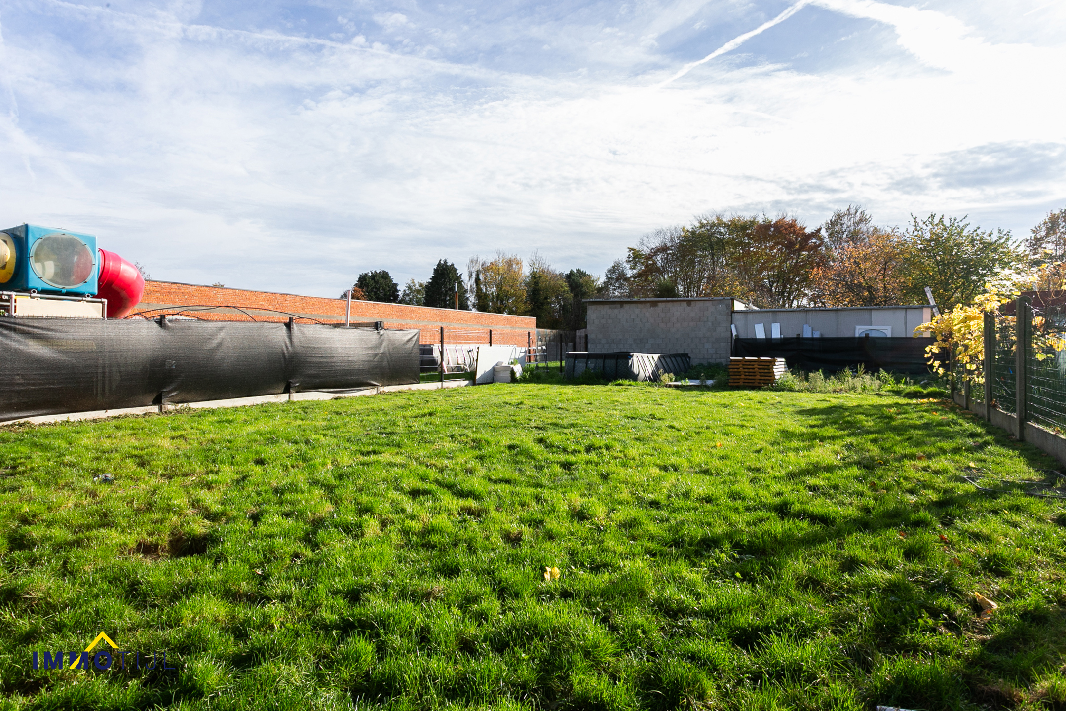 Ruime woning, 4 kamers, met tuin en garage op 7 are! - foto 3