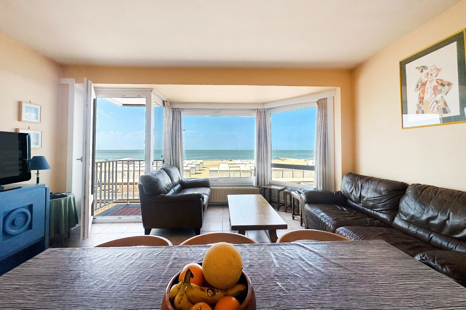 Exclusief Triplex Appartement op de Zeedijk van Wenduine – Luxe, Comfort en Zeezicht! - foto 5