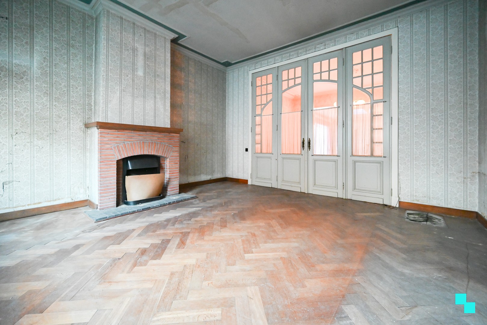 Zeer ruime & authentieke woning in Izegem - photo 3