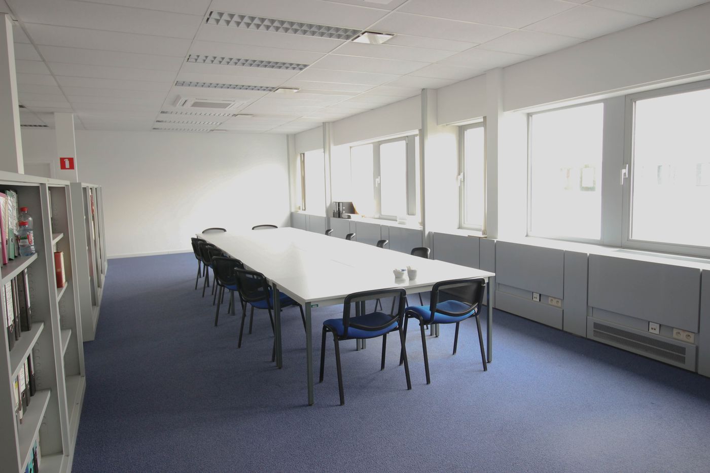 Instapklare kantoren van 457 m² nabij de R0 - foto 4