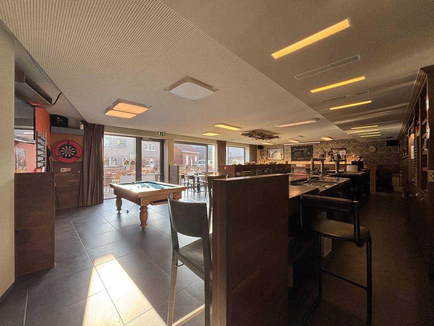 Handelspand met 2-slaapkamerappartement op toplocatie in Mol - foto 4