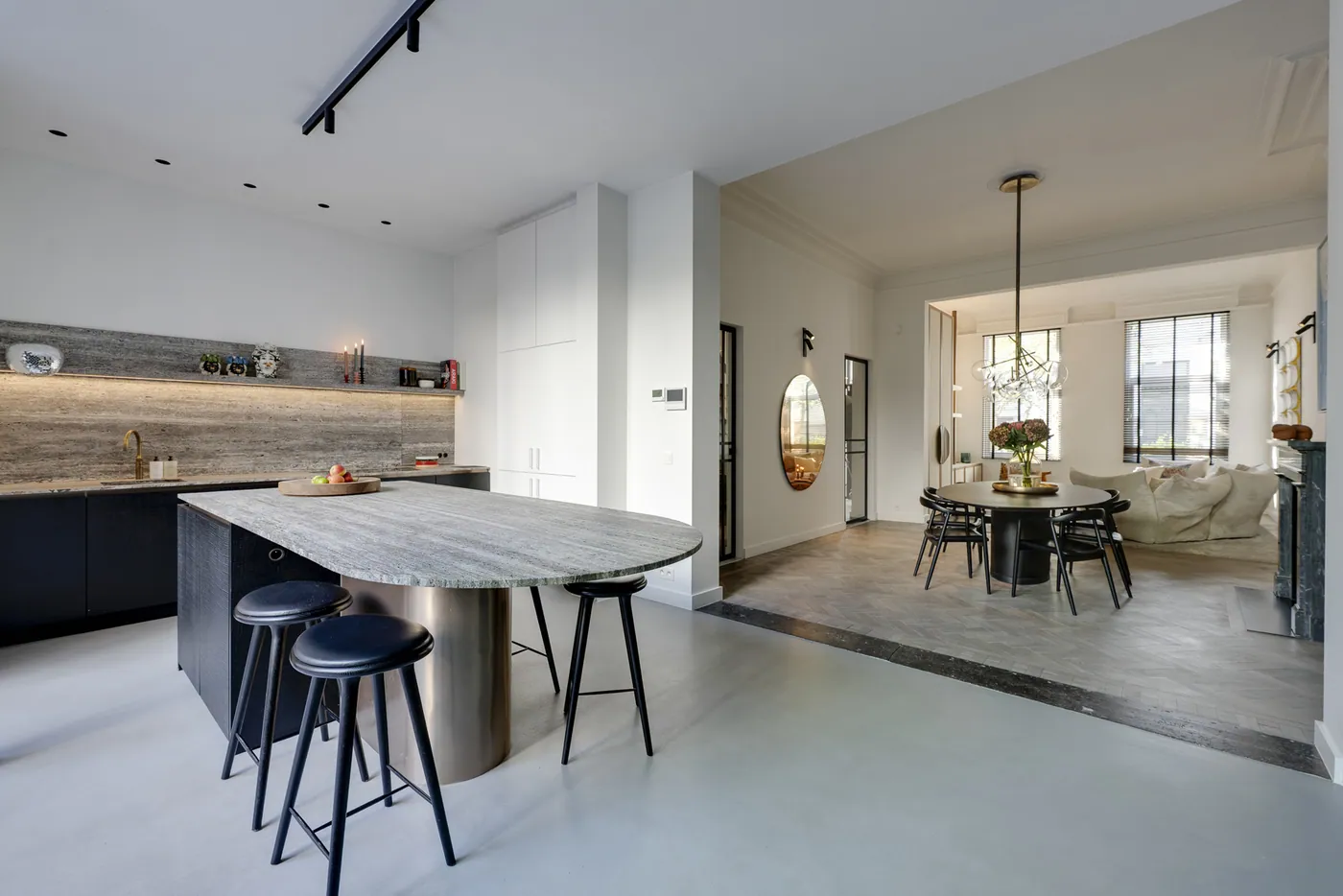 Stijlvolle luxe herenwoning op ’t Zuid met veel buitenruimte - foto 2