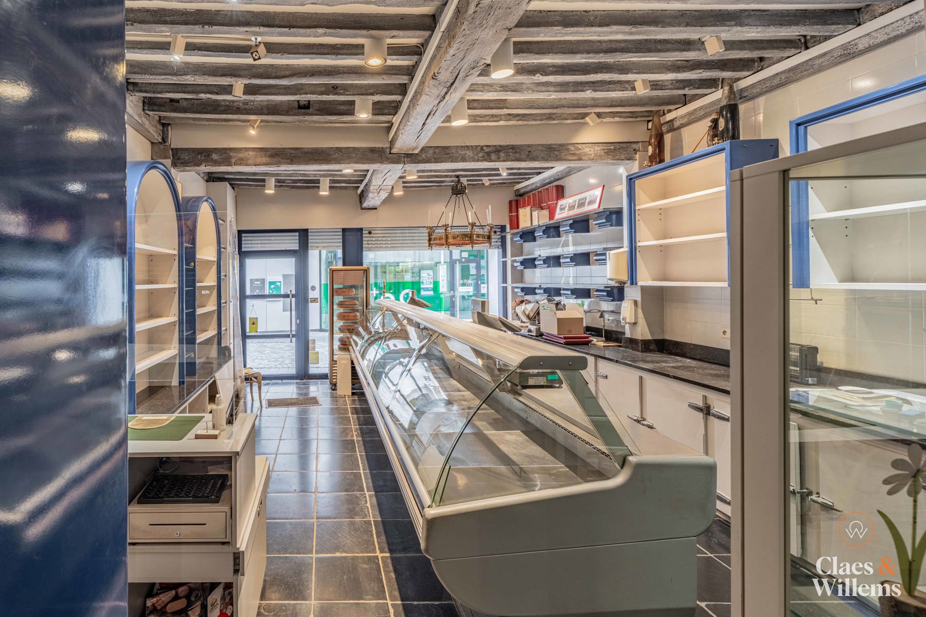 Commercial for sale in Halle - photo 4