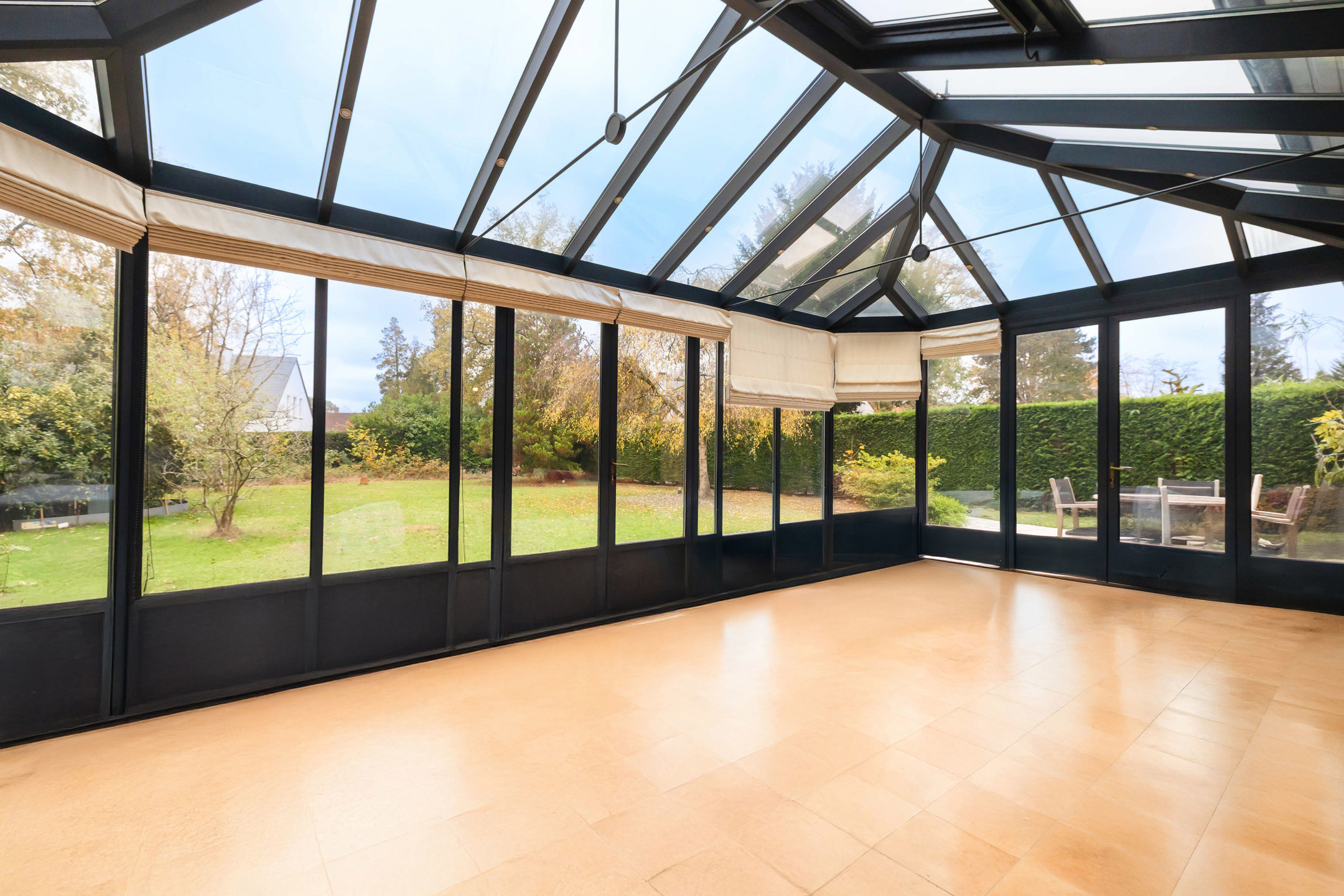 Te renoveren villa met groot potentieel - foto 4