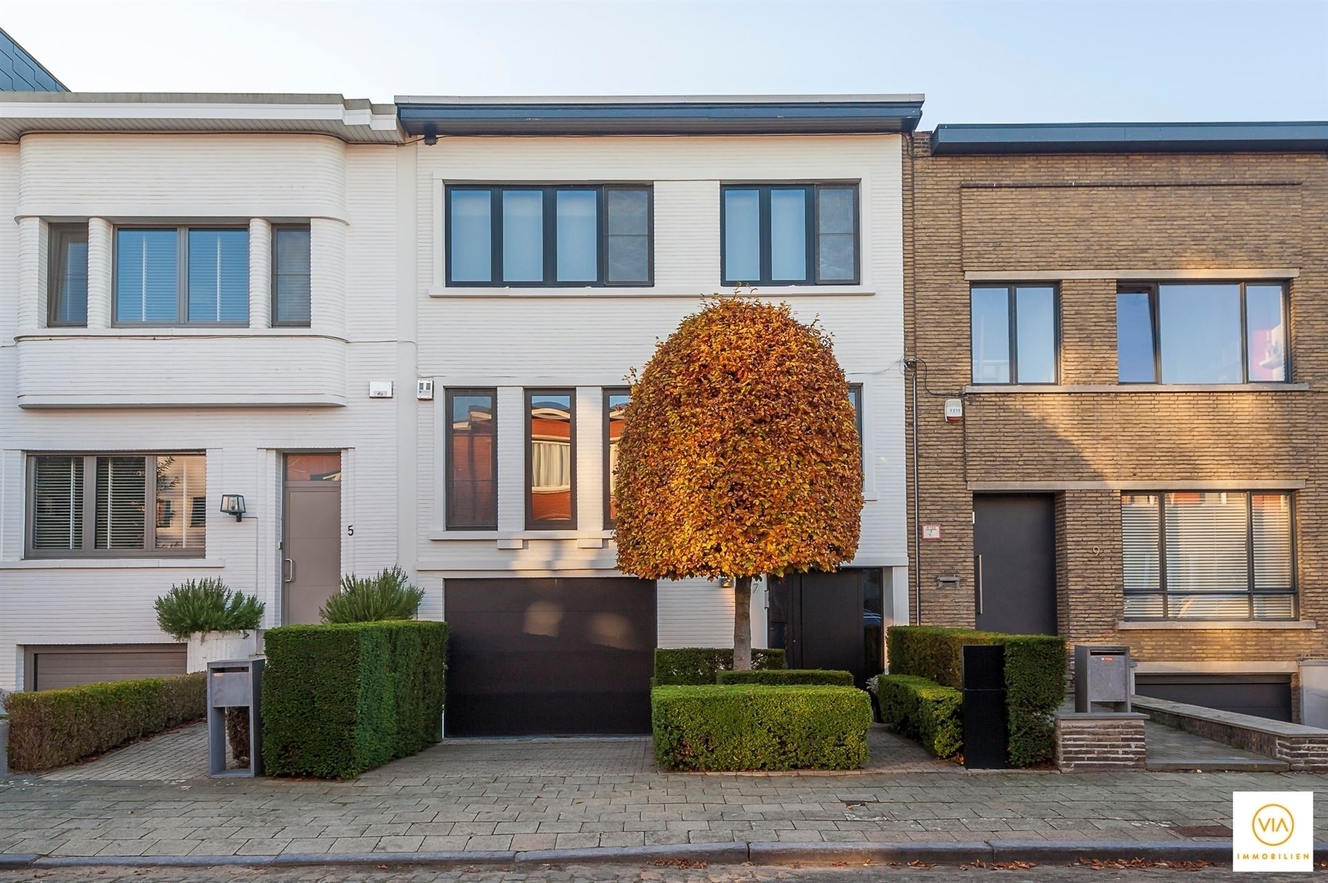 Stijlvolle woning met 4slk 2dk en ruim terras + tuin - foto 1