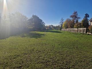 Bent u op zoek naar een bouwgrond voor een vrijstaande woning gelegen op een zuidwest georiënteerd perceel... dan bent u aan het juiste adres.Dit...