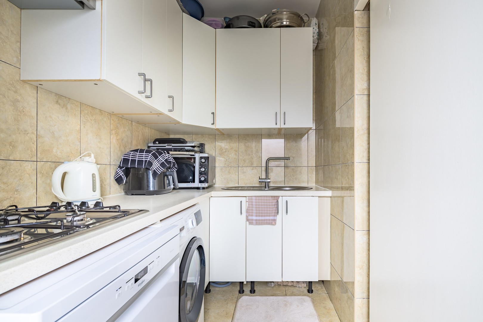 2-slaapkamerappartement vlakbij Park Spoor Noord en Antwerpen centrum! - foto 5