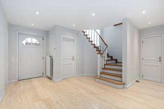 Instapklare villa op 5a67 met 3 slaapkamers en 2 badkamers.