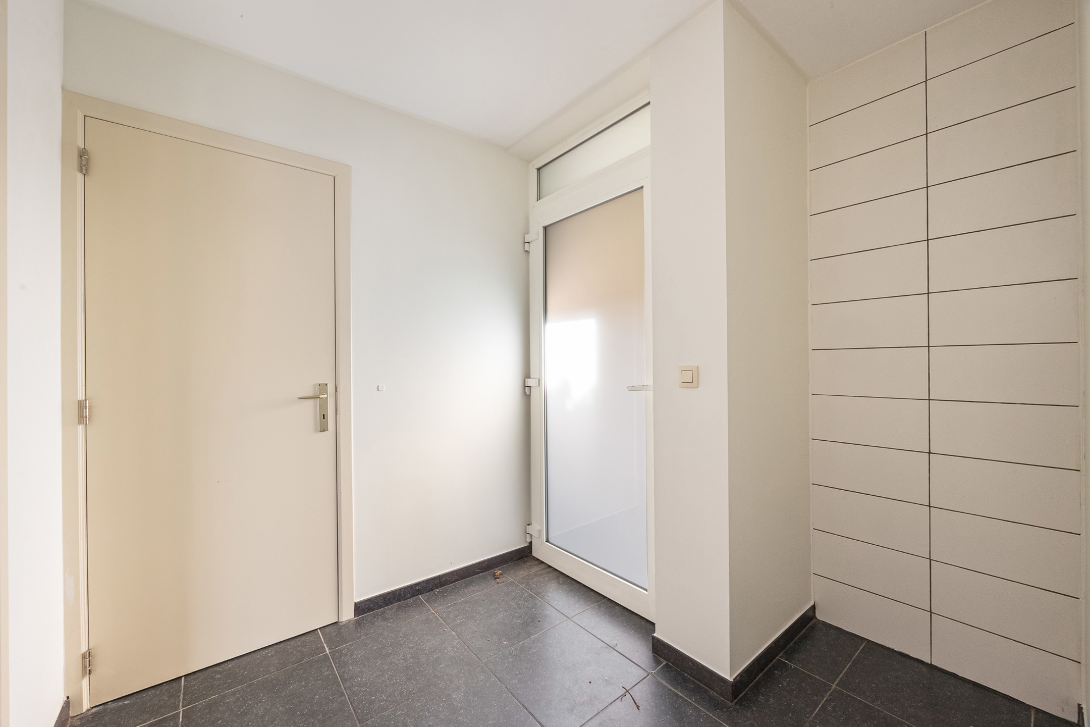 Apartment for sale in Zoersel with 2 bedrooms - photo 2