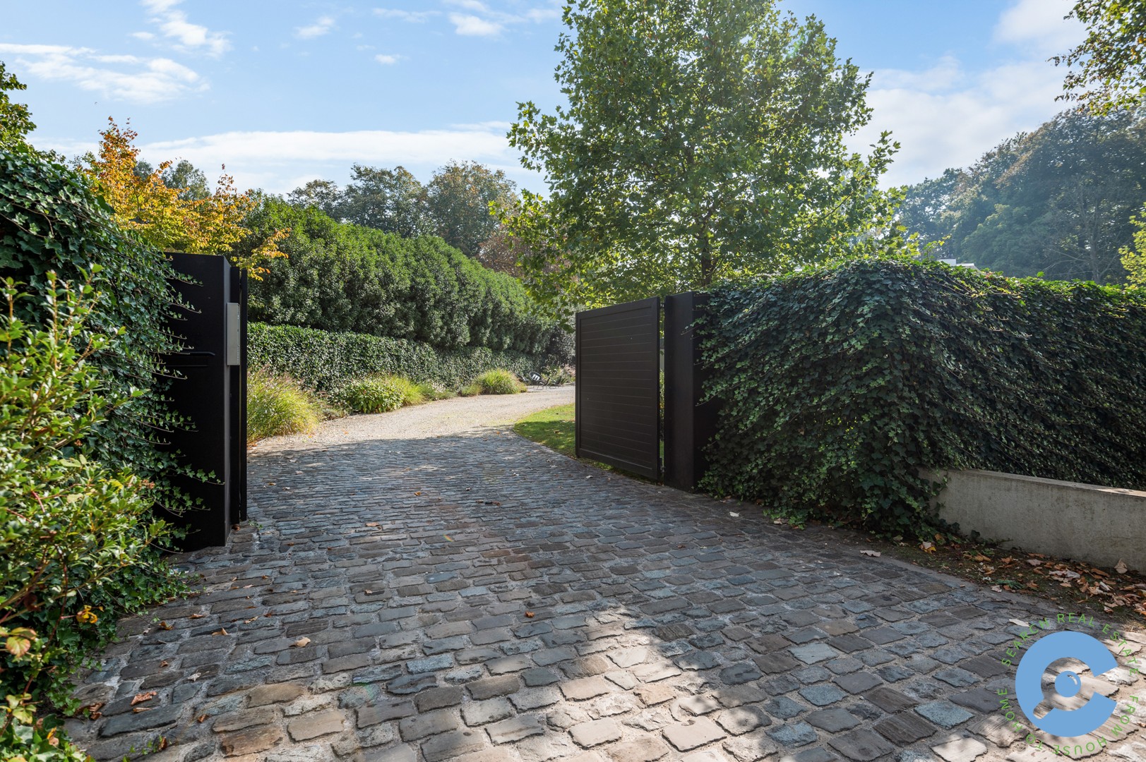 Prestigieuze villa met zwembad op toplocatie! - foto 2