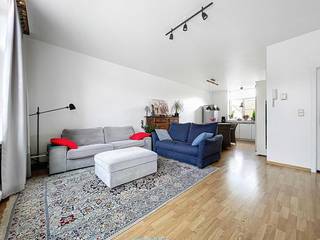 Handelspand en woonst met 2 slaapkamers en tuin. Ook als belegging!Handelspand.Het gelijkvloers omvat een functionele ruimte van 70 m² met...