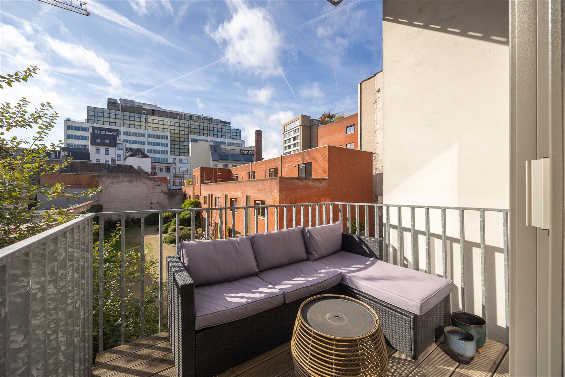 Instapklaar twee-slaapkamerappartement met zonnig terras! - foto 5