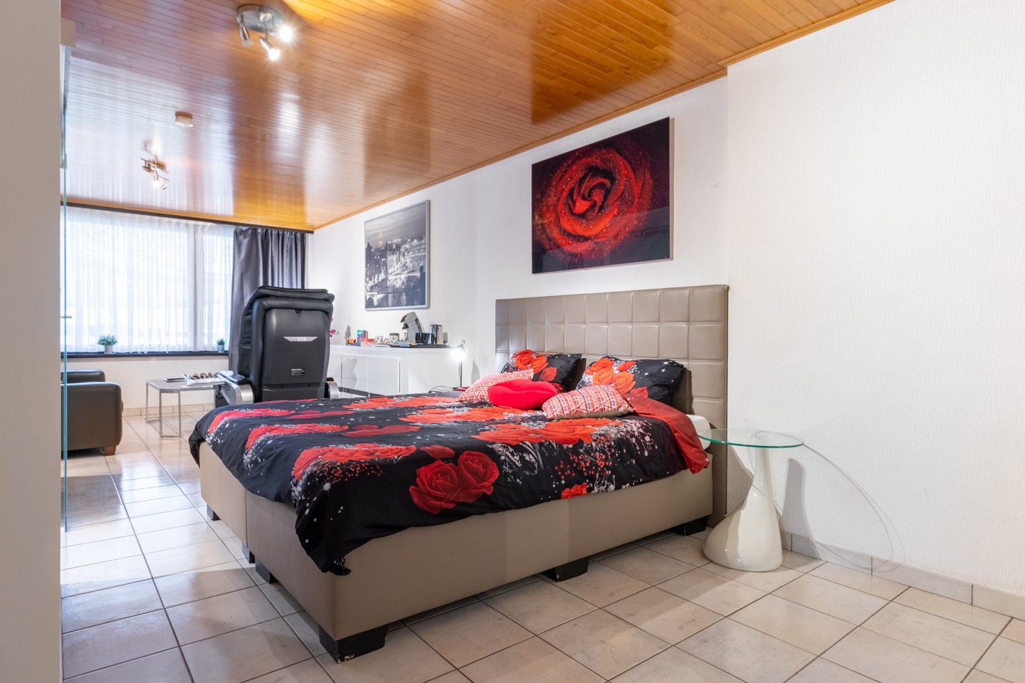 2 appartementen 154 en 154A inclusief privatieve fietsenstalling, 2 autostaanplaatsen, wasplaats en berging te Merelbeke "Flora" - foto 4