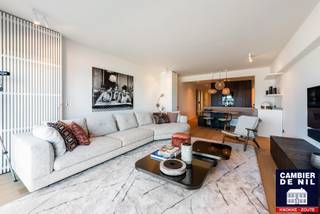 Appartement type 2 slaapkamers, ingericht als zijnde 1 ruime suite slaapkamer in een standingvolle residentie op de Zeedijk in het Zoute...