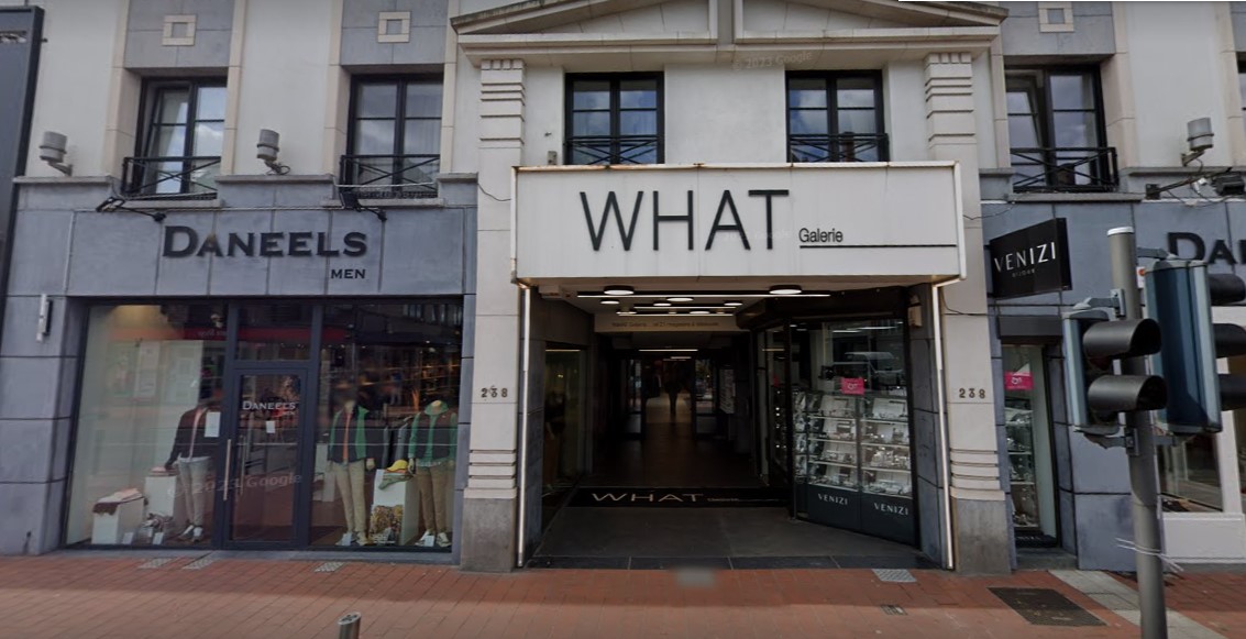 Commercial for rent in Waterloo - photo 2