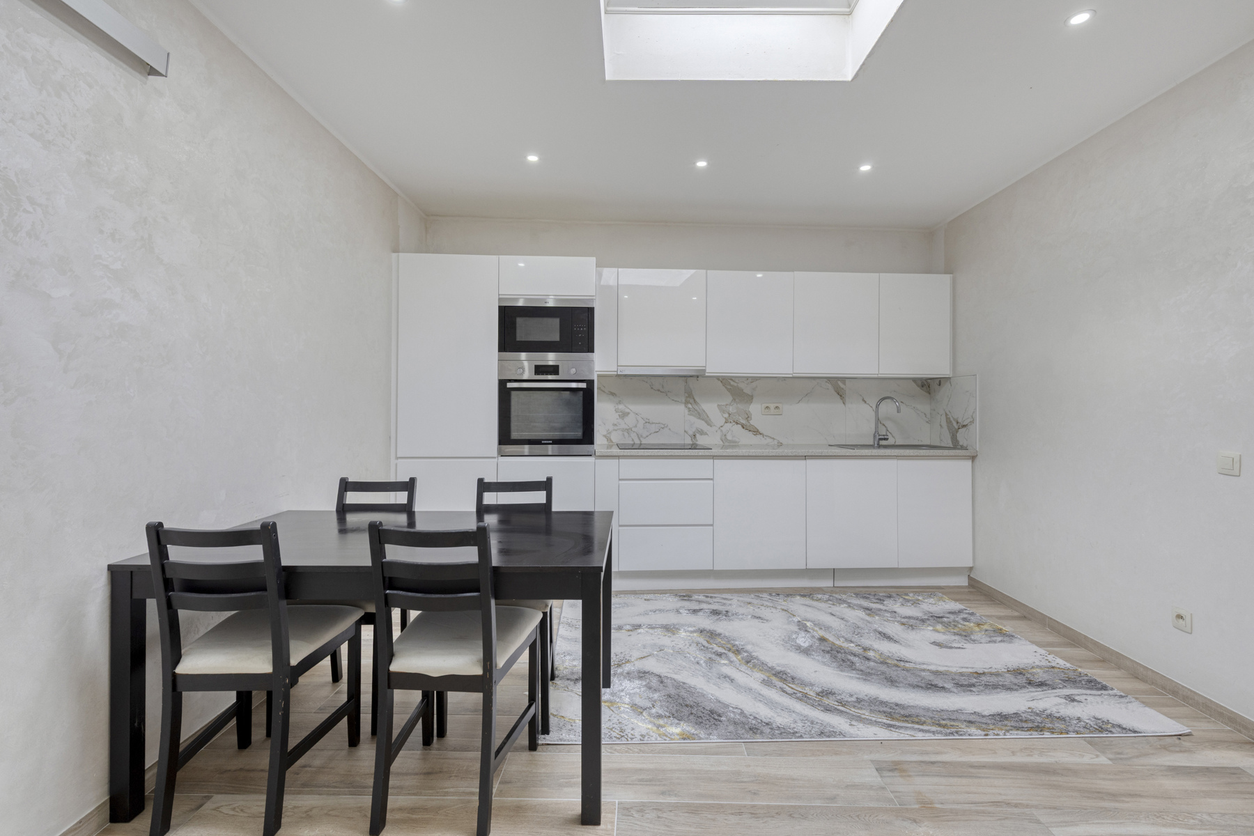 Gerenoveerd 1-slaapkamerappartement in centrum Vilvoorde - foto 4