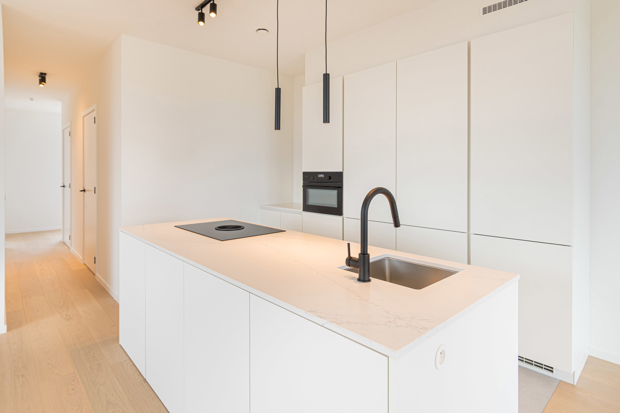 Apartment for rent in Mechelen with 2 bedrooms - photo 4