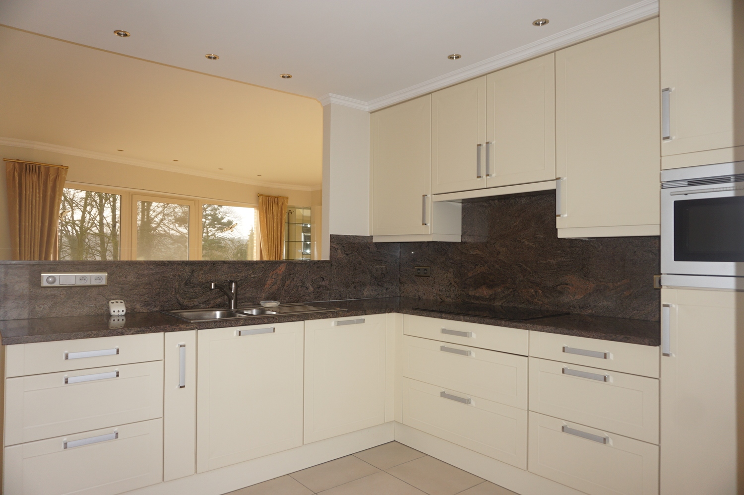 Appartement rustig gelegen in het centrum van Paal - foto 4