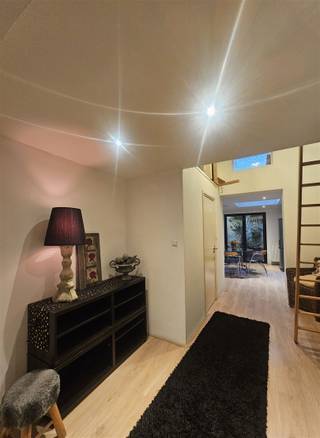 Centraal Antwerpen gelegen appartement met 2slpks en terrasDit centraal gelegen appartement is op wandelafstand van openbaar vervoer, scholen,...