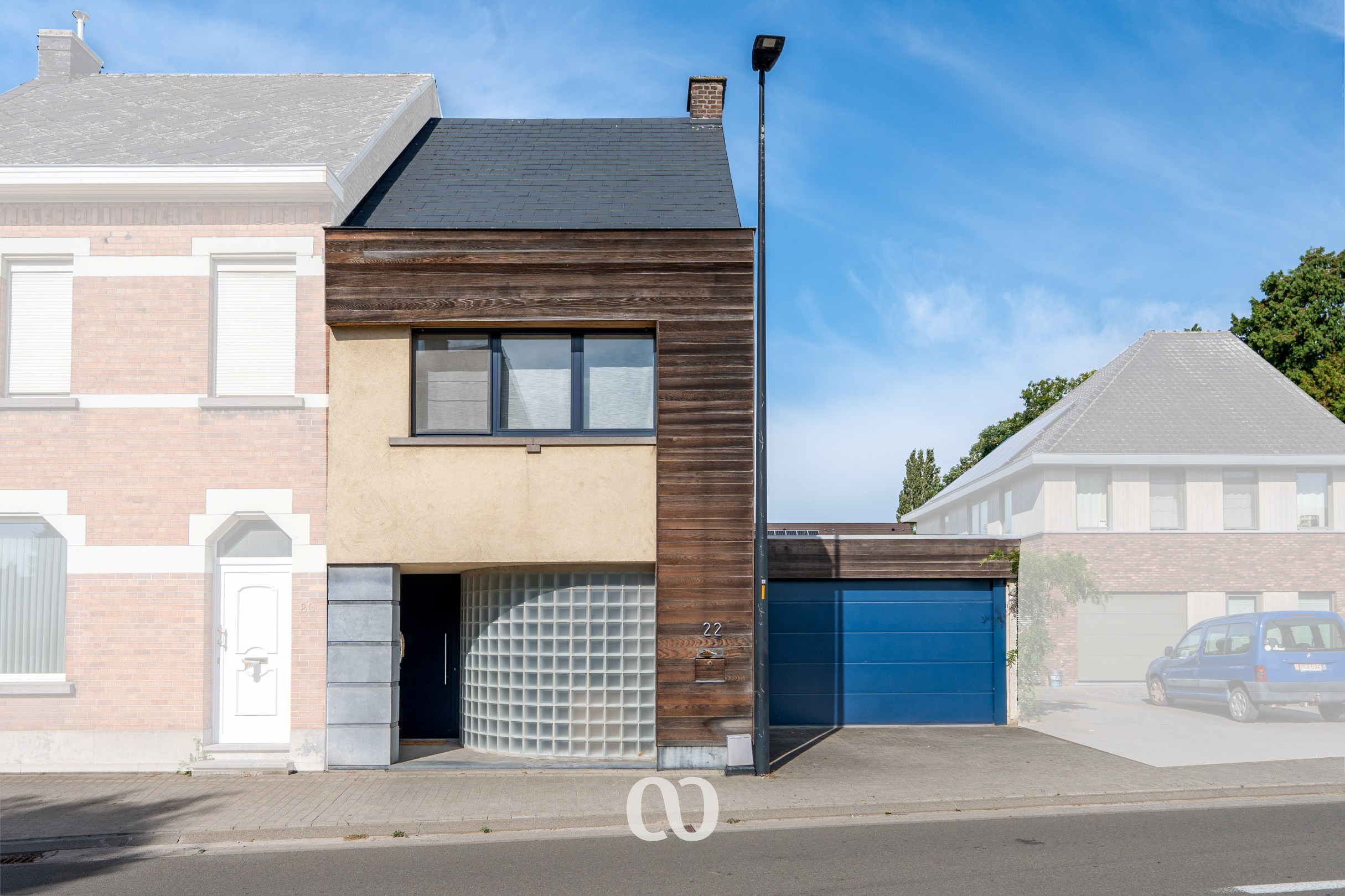 Instapklare woning met zonnepanelen, prachtige tuin en garage - foto 1